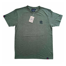 Lade das Bild in den Galerie-Viewer, THTC Backprint Hanf T-Shirt Tribes Unfuck The World grün