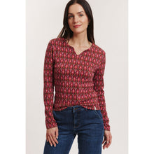Lade das Bild in den Galerie-Viewer, Tranquillo Jacquard Shirt ‚Aiskee‘ raspberry leaves