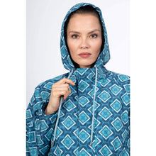 Lade das Bild in den Galerie-Viewer, Chapati Regenmantel Rainy blue tiles