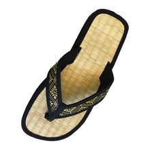 Lade das Bild in den Galerie-Viewer, Les Tôngs Zimt Flip-Flop Golden Triangle
