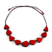 Lade das Bild in den Galerie-Viewer, Green Age Tagua Kette Annika rot