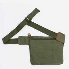 Lade das Bild in den Galerie-Viewer, PURE Hanf Gürteltasche khaki
