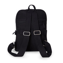 Lade das Bild in den Galerie-Viewer, PURE Hanf City Rucksack schwarz
