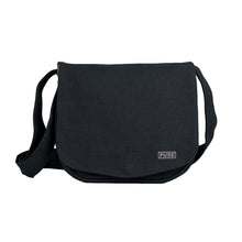 Lade das Bild in den Galerie-Viewer, PURE Hanf Umhängetasche schwarz