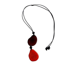 Lade das Bild in den Galerie-Viewer, Green Age Tagua Kette Kira rot