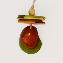 Lade das Bild in den Galerie-Viewer, Green Age Tagua Kette Romy bunt