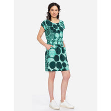 Lade das Bild in den Galerie-Viewer, Ato Berlin EcoVero Kleid 'Milou' botanical/wave

