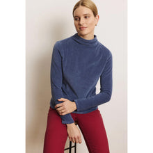 Lade das Bild in den Galerie-Viewer, Tranquillo Nicki Cord Sweatshirt ‚Selinaa‘ crown blue
