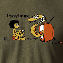 Lade das Bild in den Galerie-Viewer, THTC Hanf T-Shirt Trussst TV khaki
