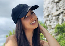 Lade das Bild in den Galerie-Viewer, 8000Kicks Hanf Basecap schwarz
